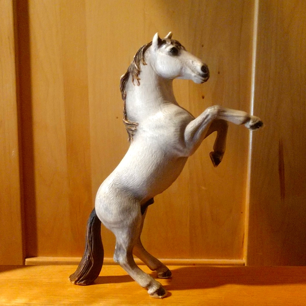 Schleich Rearing White Mustang